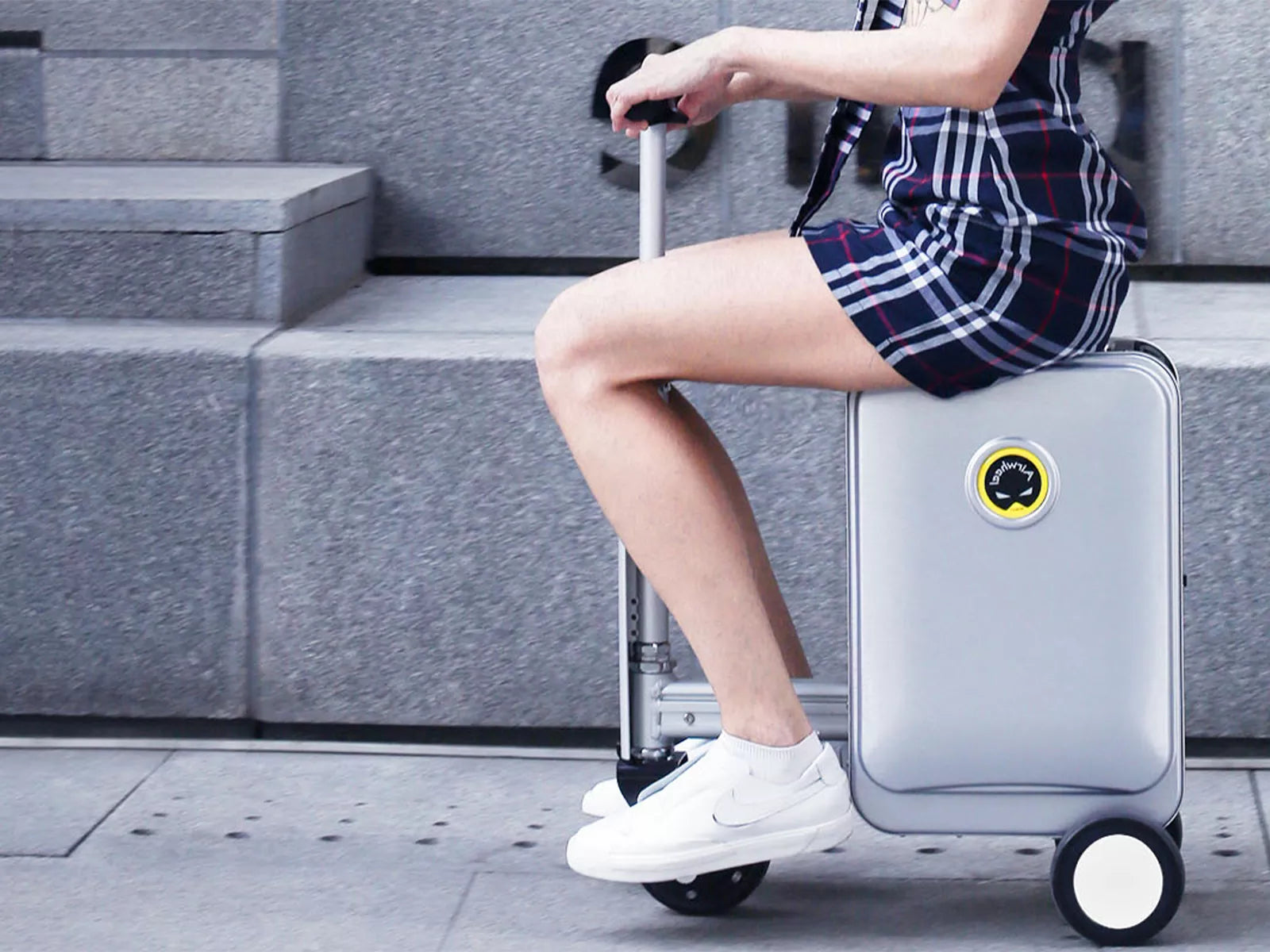 AIRWHEEL-FACTORY-SE3S-DETAILS-SMART_RIDING